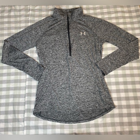 Women's UA Tech™ Twist ½ Zip - Picture 1 of 8